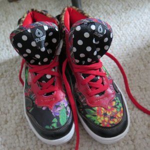 Women's Retro Sneakers Size 6.5 (37 Euro)